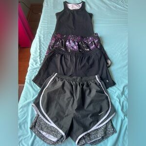 Athletic clothing set